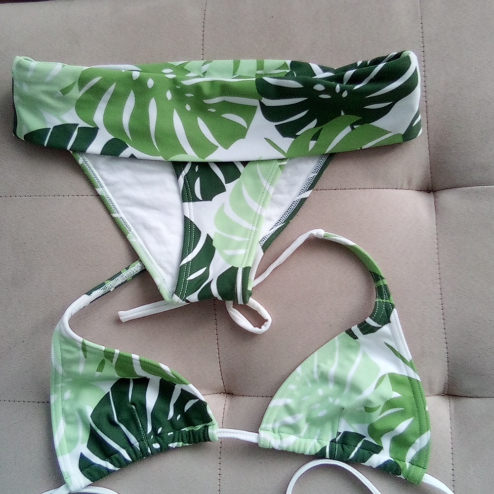 Island company bikini set, tropical like new